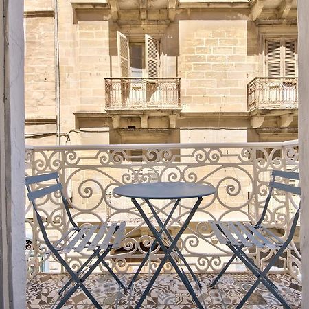 Central Valletta Two Bedroom Apartment Exterior photo